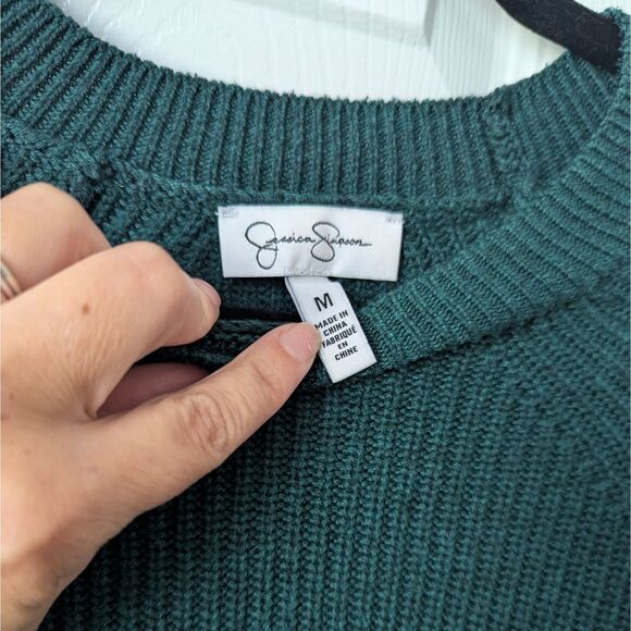 Jessica Simpson Knit Sweater | Women’s Medium | Green | Crewneck - Picture 3 of 5